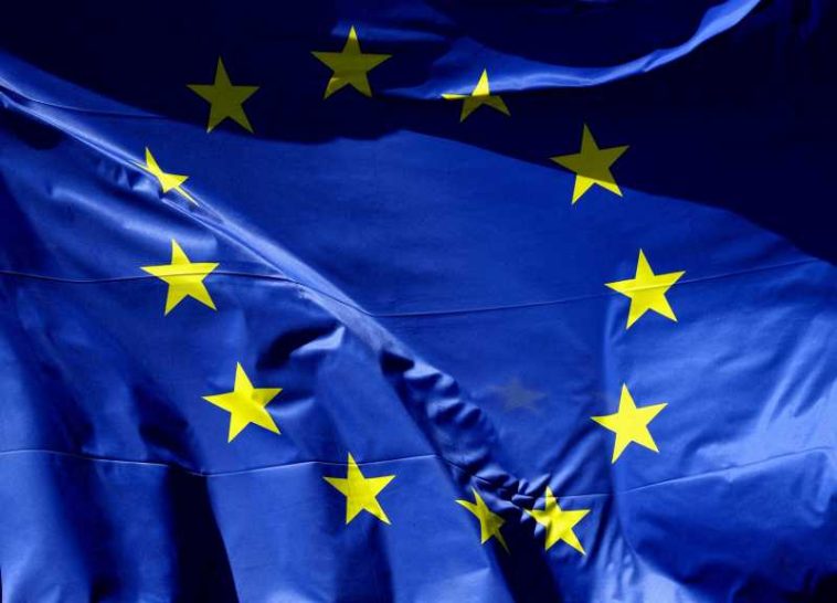 Reuters: Statele membre UE vor reducerea importurilor pentru a proteja industria chimică și a maselor plastice