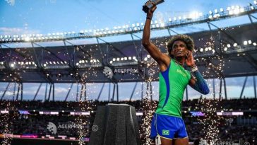 Atletism: Alison Dos Santos (400 m garduri), Kenny Bednarek, Melissa Jefferson-Wooden (200 m) – campioni Ultimate