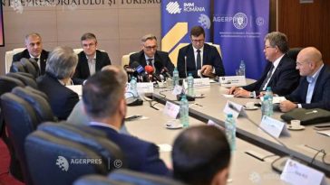 Peste 76% dintre operatorii din turism declară venituri în scădere în 2026 (studiu)
