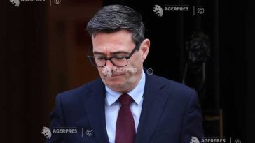 Premierul britanic și-a anulat angajamentele după decesul tatălui său, care suferea de Alzheimer