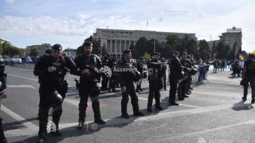 Brigada Rutieră: Toate arterele rutiere care converg către Piața Victoriei sunt restricționate