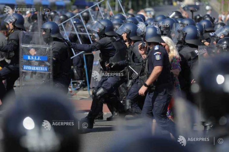 Protest în Piața Victoriei/ Nicușor Dan: Condamn orice încercare de a transforma un protest legitim în lupte de stradă