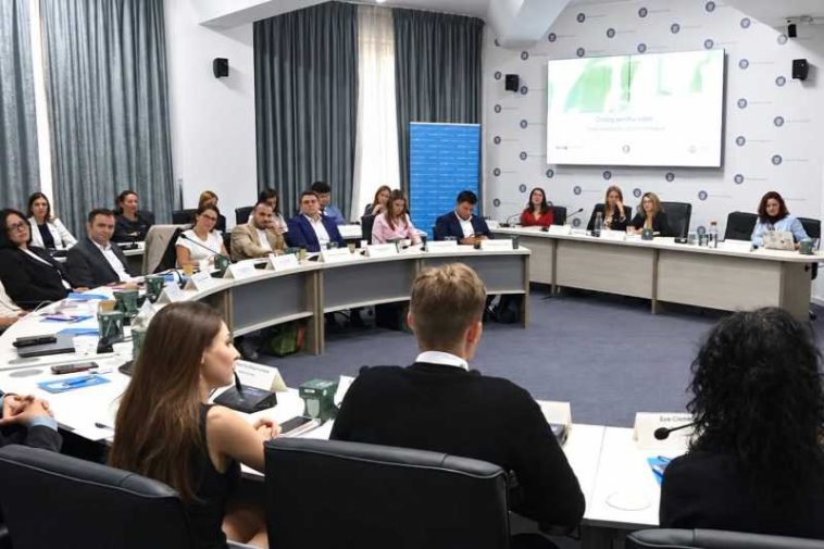 Aproape 500 de tineri au candidat pentru Consiliul Consultativ privind Clima și Mediul; 20 au fost selectați (minister)