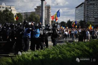 Protest în Piața Victoriei/ CNA transmite radiodifuzorilor să facă distincția clară între fapte și opinii