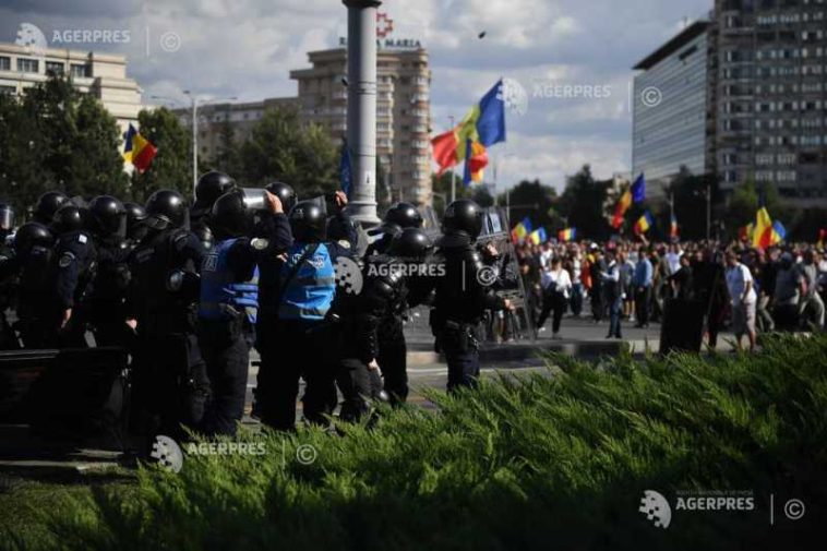 Protest în Piața Victoriei/ CNA transmite radiodifuzorilor să facă distincția clară între fapte și opinii
