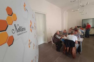 Harghita: Aproape 300 de sortimente de miere, înscrise la concursul regional Nektaria (GALERIE FOTO)