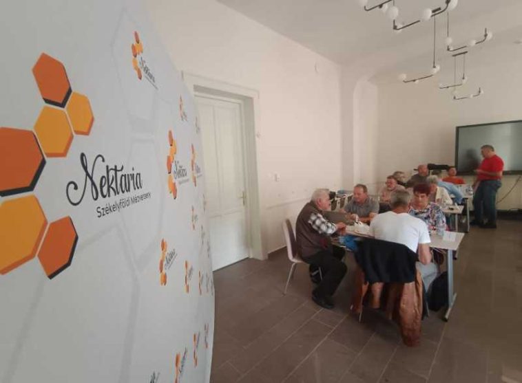 Harghita: Aproape 300 de sortimente de miere, înscrise la concursul regional Nektaria (GALERIE FOTO)