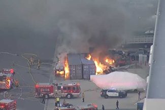 SUA: Un elicopter al unei televiziuni s-a prăbușit la Los Angeles; trei morți