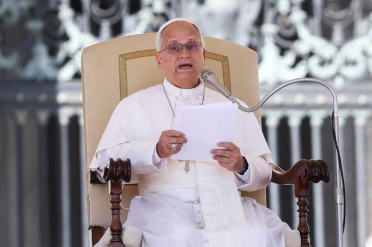AI/ Papa Leon al XIV-lea avertizează asupra unei dependențe tot mai mari de algoritmi