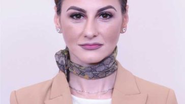 Camera Deputaților/Bp: Fostă deputată S.O.S. România – membră în grupul parlamentar al PNL