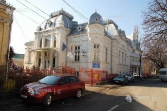 Dolj: Picturi murale vechi de 100 de ani, descoperite în timpul restaurării Școlii ‘Cornetti’ din Craiova