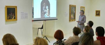 MNAR: Tur ghidat în expoziția ‘Muzeul Muzeelor’, dedicat lucrării ‘Vânzătorul de lămâi’