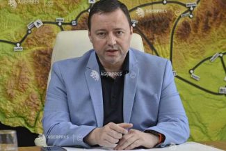 Pistol: Lucrările de drum pe cei 9,86 km ai secțiunii Tigveni-Curtea de Argeș sunt finalizate; teste de siguranță la tunelul Momaia