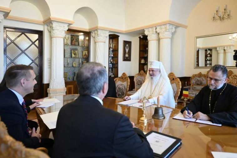Reprezentanți ai Departamentului de Stat american – primiți de Patriarhul BOR; libertatea religioasă – pe agenda întrevederii