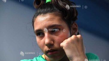 Box: Crinuța Sebe s-a calificat în optimi la Europenele de la Sofia