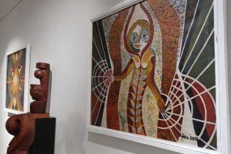 REPORTAJ Hunedoara: Sculptorul Ioan Șeu – 60 de ani de activitate reuniți într-o expoziție aniversară