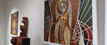 REPORTAJ Hunedoara: Sculptorul Ioan Șeu – 60 de ani de activitate reuniți într-o expoziție aniversară