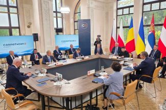 Nicușor Dan spune că Ministerul de Externe face o investigație în cazul școlii din Orlivka