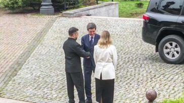 Nicușor Dan a discutat cu Zelenski despre urgentarea proiectului de realizare în comun de drone prin Programul SAFE