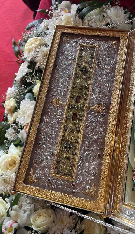 Brâul Maicii Domnului – adus la Biserica ‘Sf. Ilie’ – Ghencea din București în perioada 30 septembrie – 4 octombrie