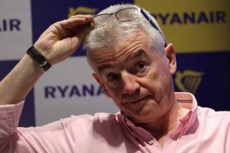 Patronul Ryanair cere scuze pentru că i-a calificat drept ‘violatori’ pe concurenții săi