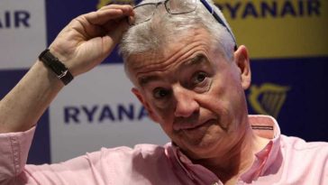 Patronul Ryanair cere scuze pentru că i-a calificat drept ‘violatori’ pe concurenții săi