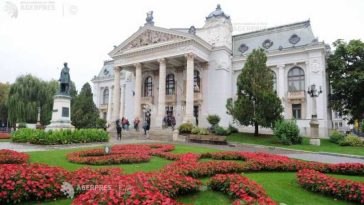 Iași: Mii de persoane, la Gala în aer liber a Operei Naționale din Iași