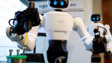Vânzările mondiale de roboți umanoizi au ajuns la 7.000 de unități anul trecut