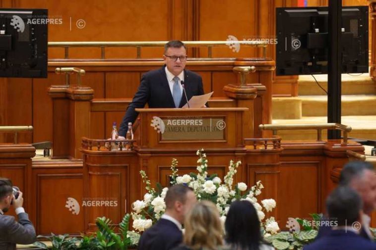 Marius Budăi: Mai bine la anticipate decât să votăm un premier care ne anunță că va continua guvernarea Bolojan