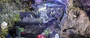 Mureș: Un tânăr de 19 ani a decedat după ce a intrat cu mașina într-un copac, între Glodeni și Păingeni