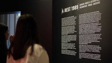 MNIR: Expoziția ‘A.REST 1989 – Arhiva video a Securității’ – deschisă până în noiembrie
