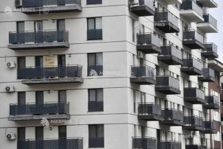 FIDES: 40,7% dintre români locuiau în gospodării supraaglomerate în 2024