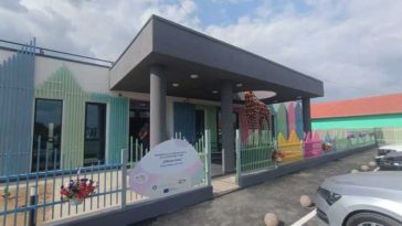 Arad: Doar una din cele trei creșe construite funcționează; nu s-au făcut angajări și nu e curent