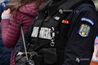 Timiș: Jandarmii au intervenit la un protest în fața casei unuia dintre suspecții în uciderea lui Mario Berinde