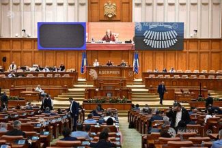 Camera Deputaților/ Dezbateri aprinse între UDMR și AUR la dezbaterea unui proiect referitor la limba minorităților