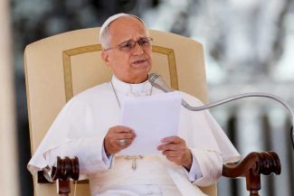 Papa Leon al XIV-lea îndeamnă la acțiune globală pentru a-i ajuta pe copiii migranți
