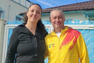 Tulcea: Campania ‘Moș Canotcă din Sulina’, deschisă de un maraton de înot pe lacul Razelm