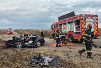 Iași: Trei persoane au murit, alte patru au fost transportate la spital, în urma unui accident rutier