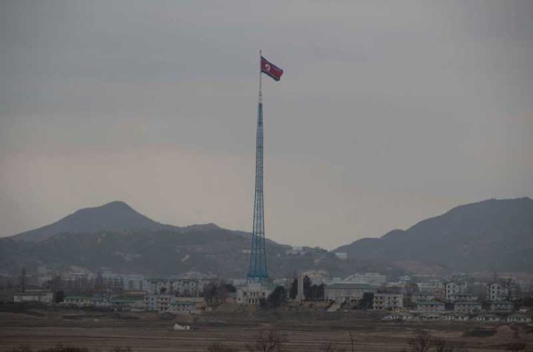 Phenianul afirmă că dorește să-și păstreze armele nucleare ‘pentru totdeauna’