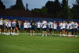 Fotbal: Selecționerul Gheorghe Hagi a anunțat un lot de 23 de jucători pentru meciul cu Suedia