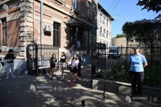 Consiliul Național al Elevilor solicită tuturor parlamentarilor să respingă proiectul privind introducerea uniformei școlare obligatorii