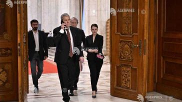 Predoiu: Dacă ajunge în Parlament, votez Guvernul Siegfried Mureșan
