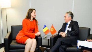 Oana Țoiu – întrevedere cu ministrul de Externe al Kârgâzstanului; discuții despre cooperarea în domeniul comerțului