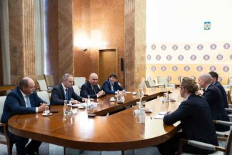 Bolojan a discutat cu delegația S&P despre actualul context politic și situația fiscal-bugetară a României