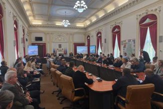 Bihor: Prefectul cere primarilor mobilizare pentru actualizarea planurilor urbanistice
