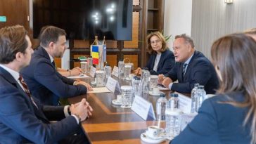 Ciprian Ciucu și primarul Salonicului au discutat despre îmbunătățirea conectivității dintre cele două orașe