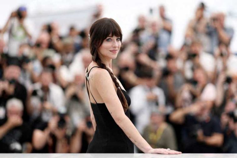 Dakota Johnson spune că thrillerul ”Verity” abordează teme precum adevărul și încrederea