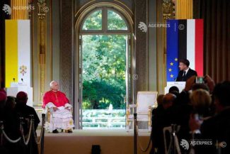 Macron cere, de față cu Papa Leon, crearea unei organizații internaționale de reglementare a Inteligenței Artificiale