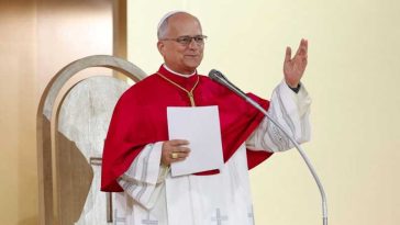 În fața exilaților din Paris, papa Leon al XIV-lea pledează pentru ‘conviețuire în demnitate și pace’