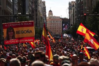 Ceuta: Mii de oameni protestează împotriva guvernului de la Madrid
